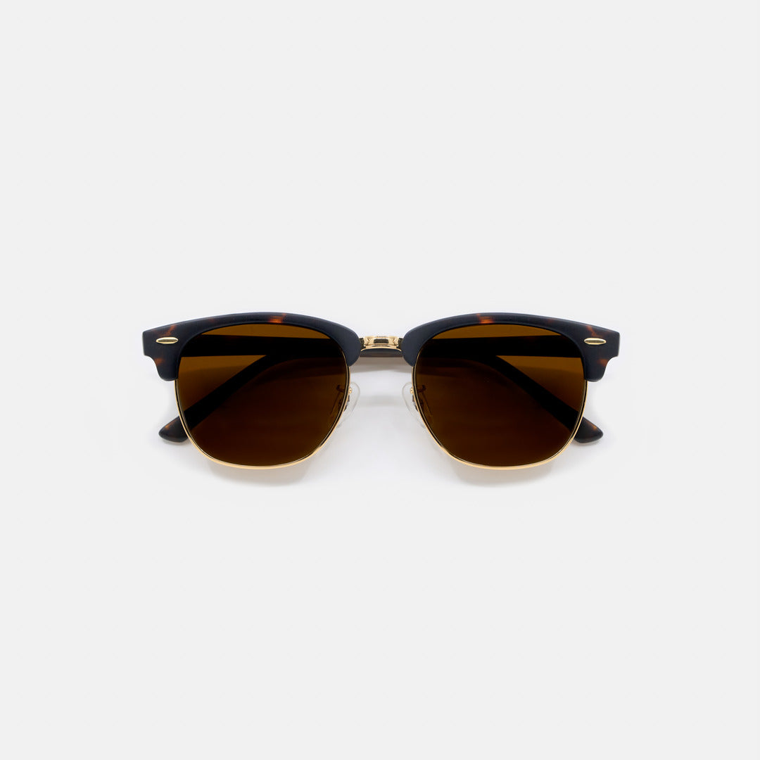 GUNNAR | Roble 